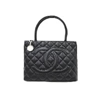 シャネル復刻トート買取相場情報サイトへ