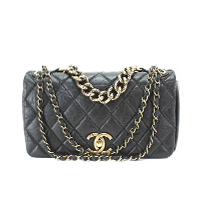 シャネルパリボンベイ買取相場情報サイトへ