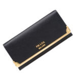 プラダ NERO 長財布