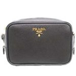 プラダ ショルダーポーチ 1N1674