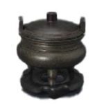 銅象嵌 笹文三足香炉