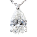 グラフ ペアシェイプ ダイヤネックレス