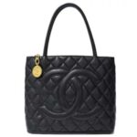 シャネル 復刻トート キャビアスキン